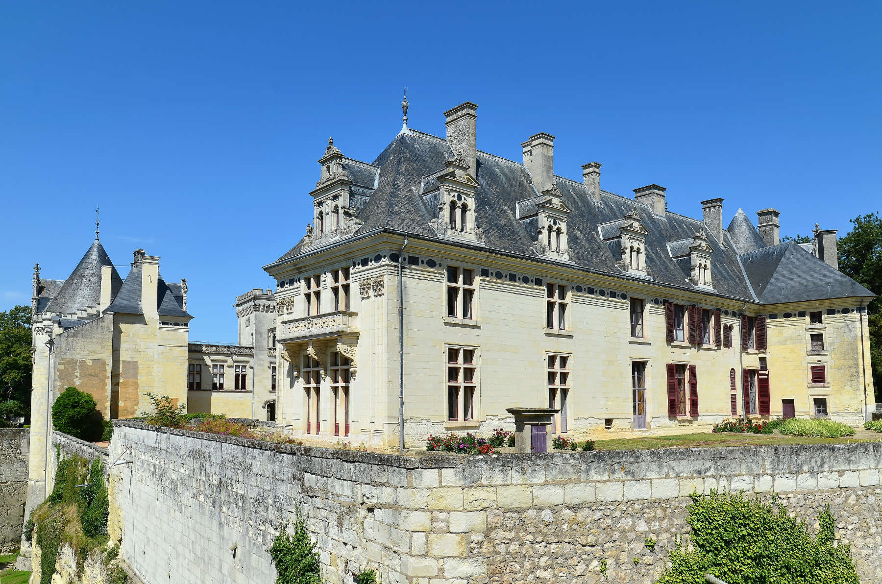 Brézé